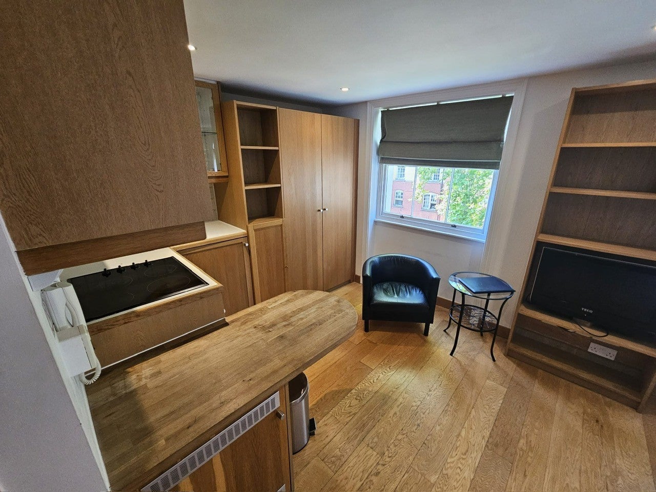 Flat Cartwright Gardens in Greater London