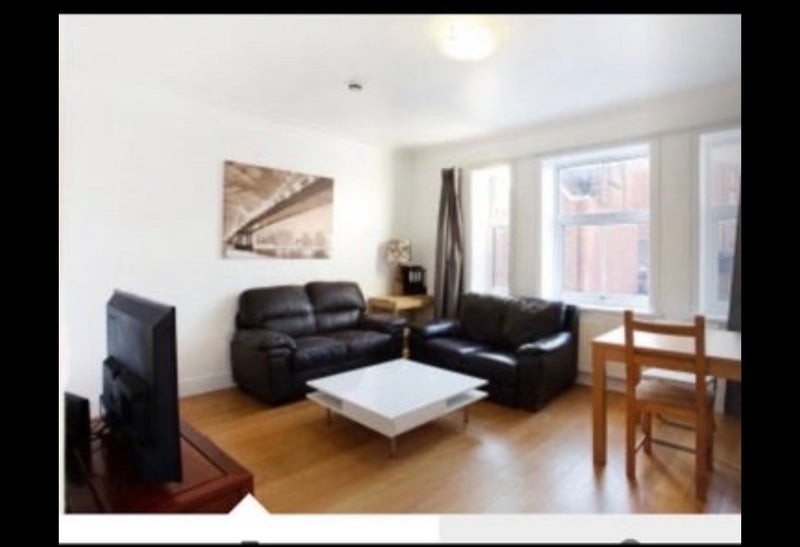 Room Bond Street in Greater London