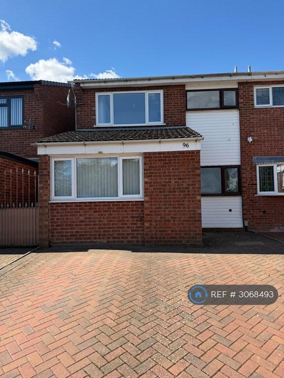 House Dorchester Way in Coventry