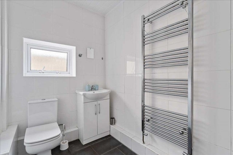 Flat Lisson Grove in Plymouth