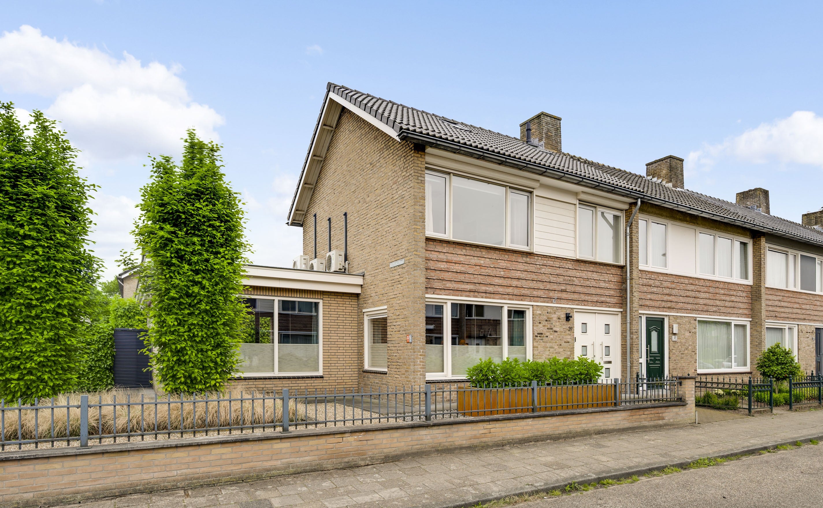 Huis Anjerstraat 39 in Maarheeze