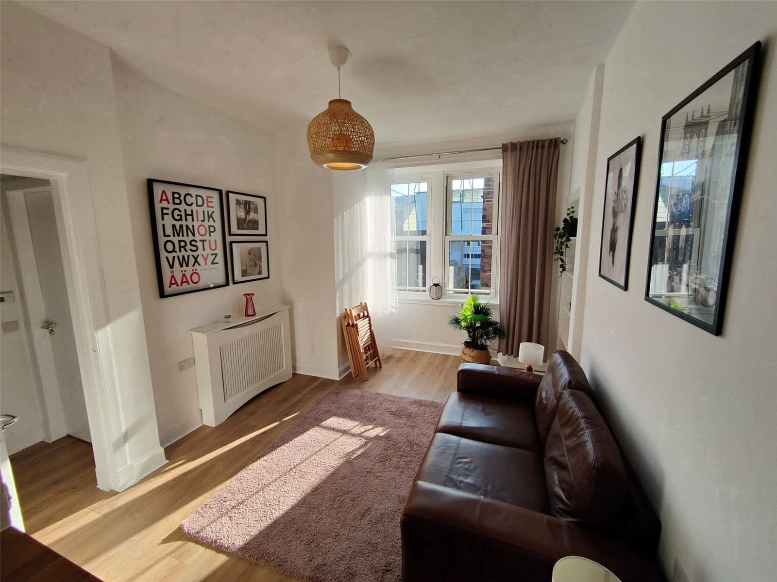Flat Albion Road in City of Edinburgh