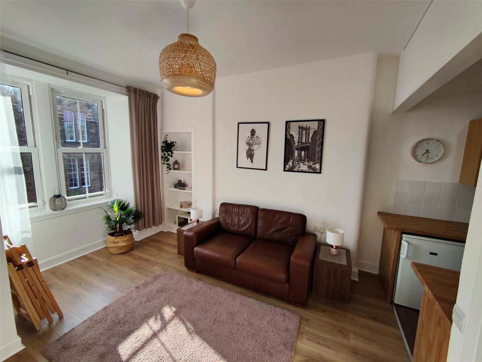 Flat Albion Road in City of Edinburgh
