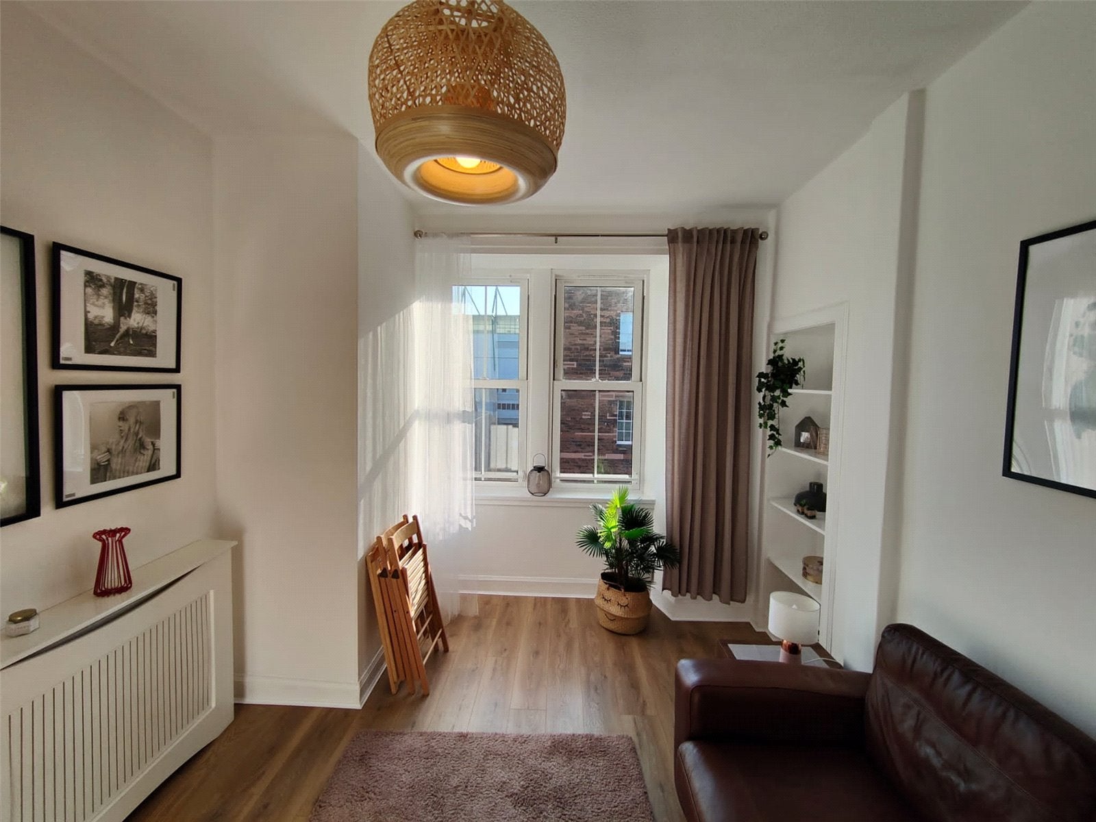 Flat Albion Road in City of Edinburgh