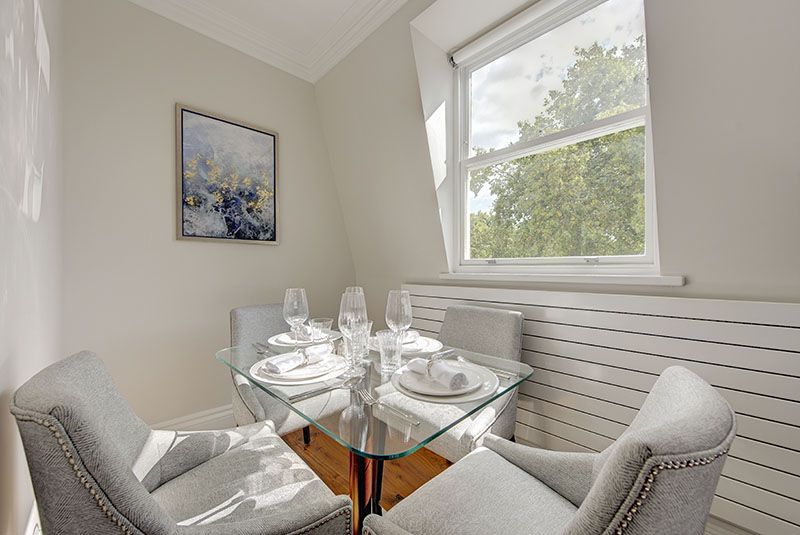 Flat Kensington Gardens Square in City of Westminster