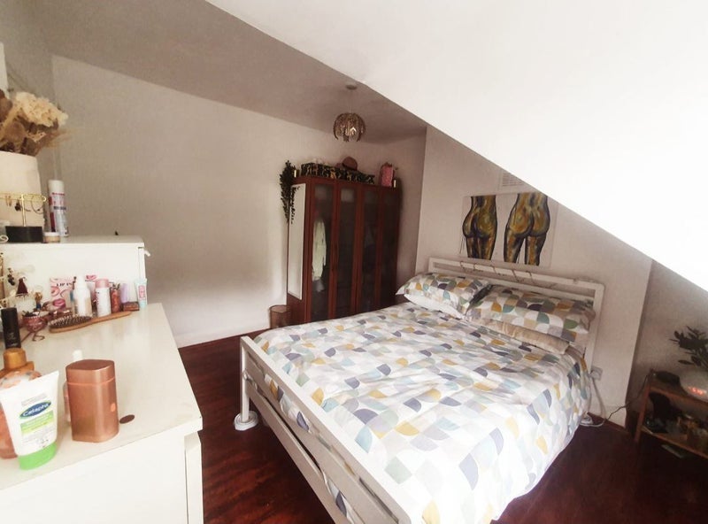 Room Slievemore Close in Greater London