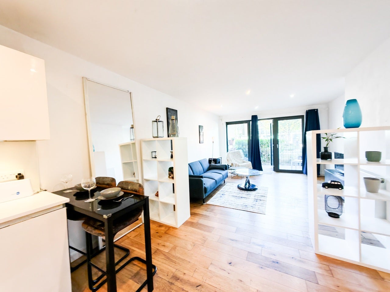 Flat Bramah Road in London