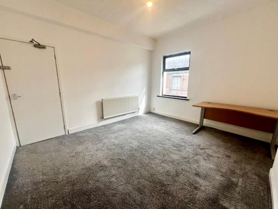 Room Seaford Street in Stoke-on-Trent