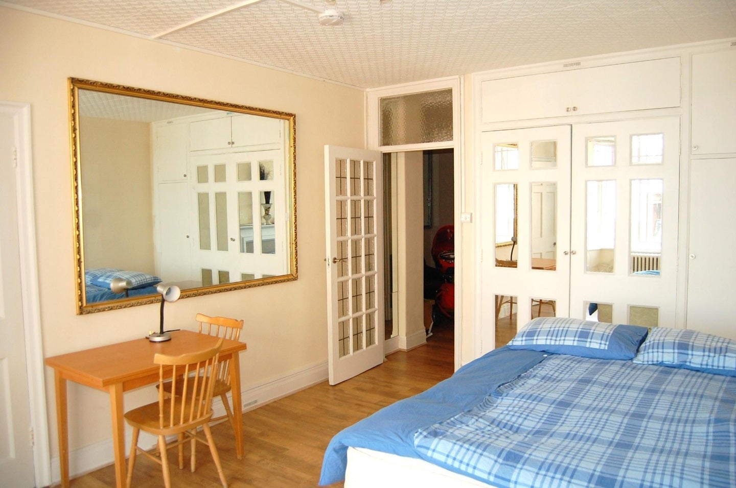 Flat Queensway in City of Westminster