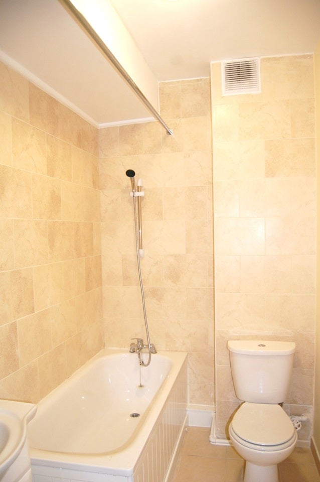 Flat Queensway in City of Westminster