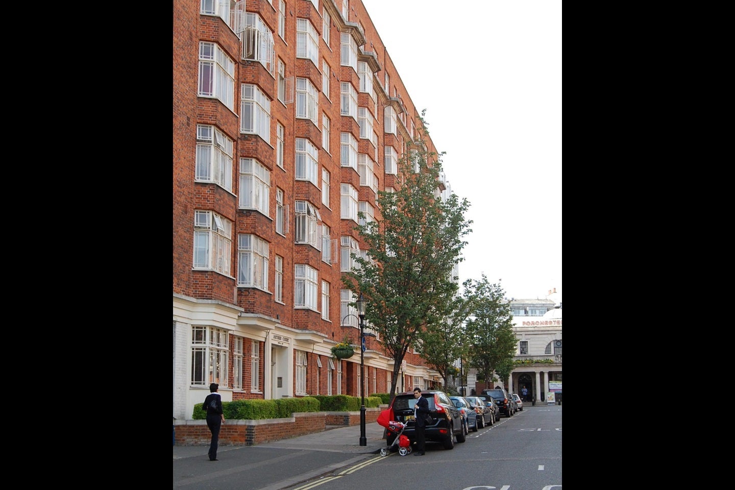 Flat Queensway in City of Westminster