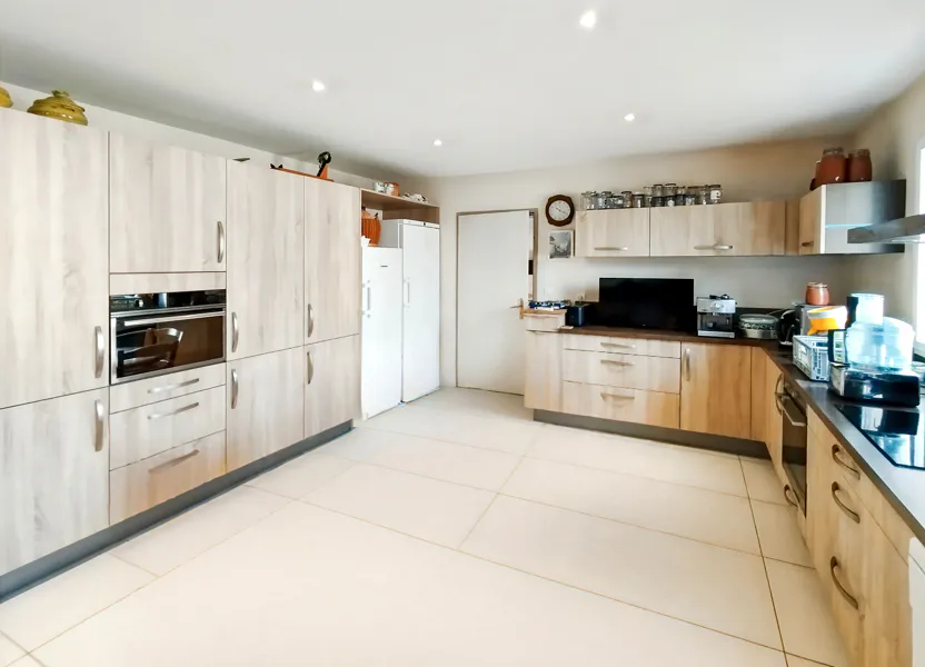 House Rue des Canaux in Selles-Saint-Denis