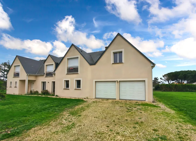 House Rue des Canaux in Selles-Saint-Denis