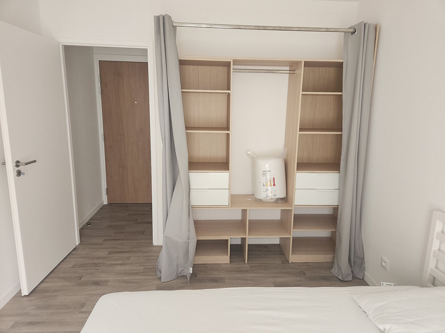 Appartement Place Du General Leclerc à Saint-Renan