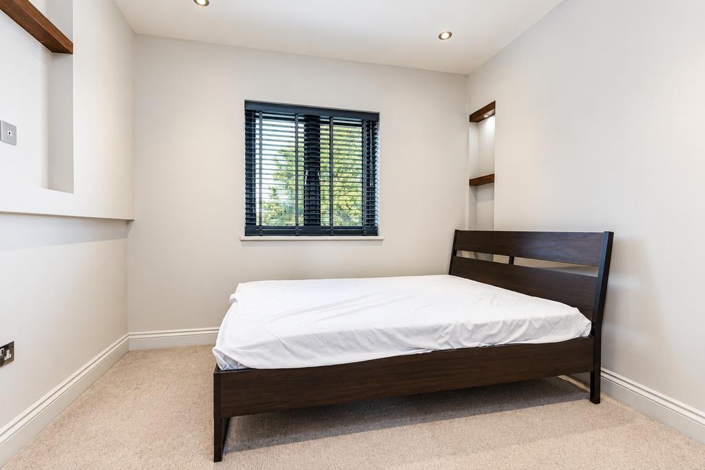 Flat Great West Road in Greater London
