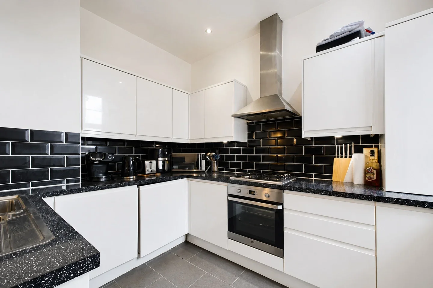 Flat Artizan Road in Northampton