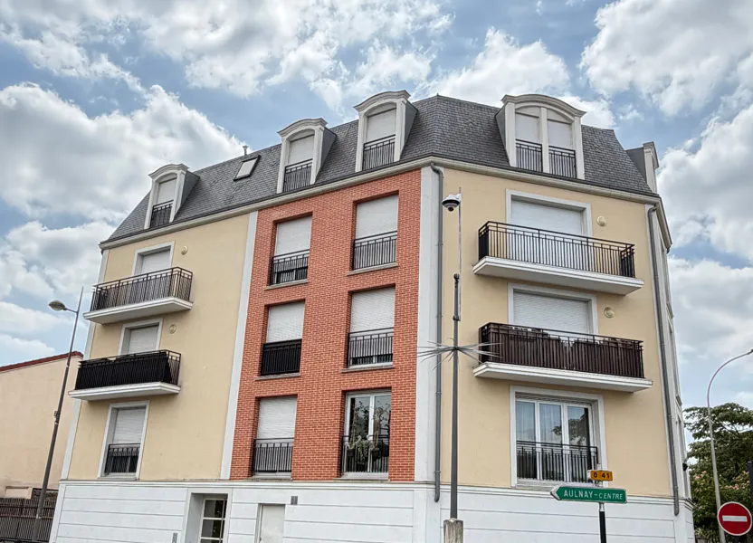 Flat Avenue Pasteur in Le Blanc-Mesnil