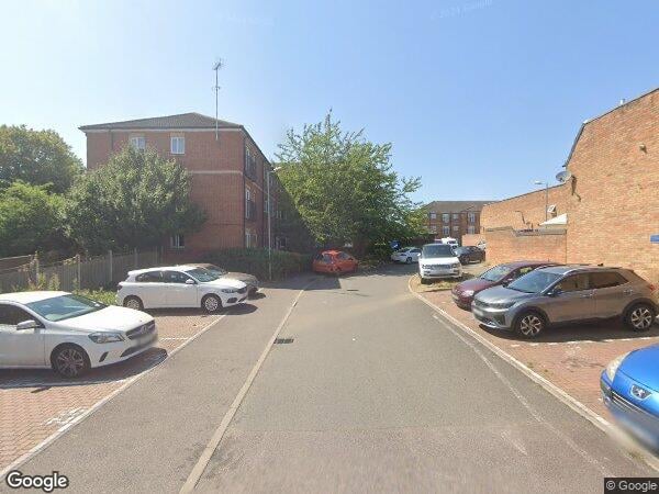 Flat Beeston Courts in Basildon