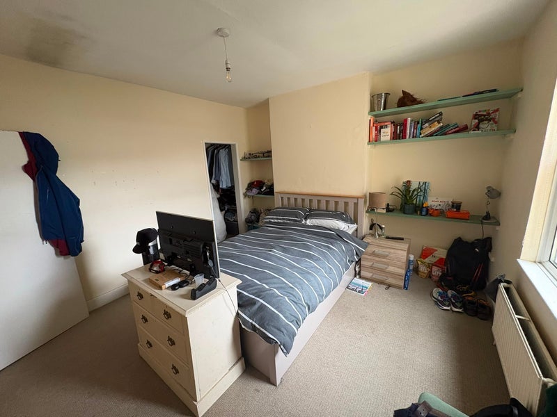 Room Mount Pleasant Terrace in Bristol