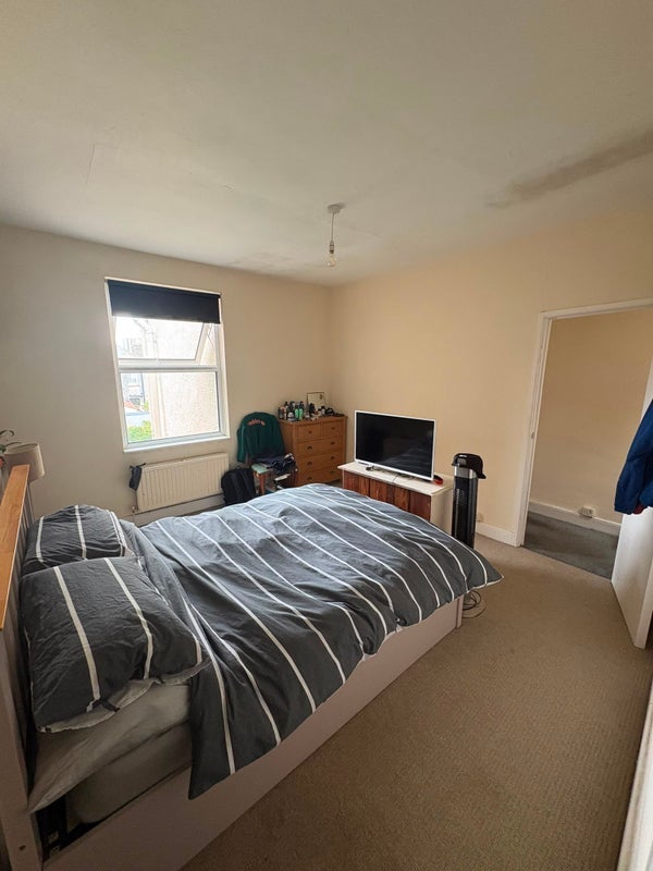 Room Mount Pleasant Terrace in Bristol