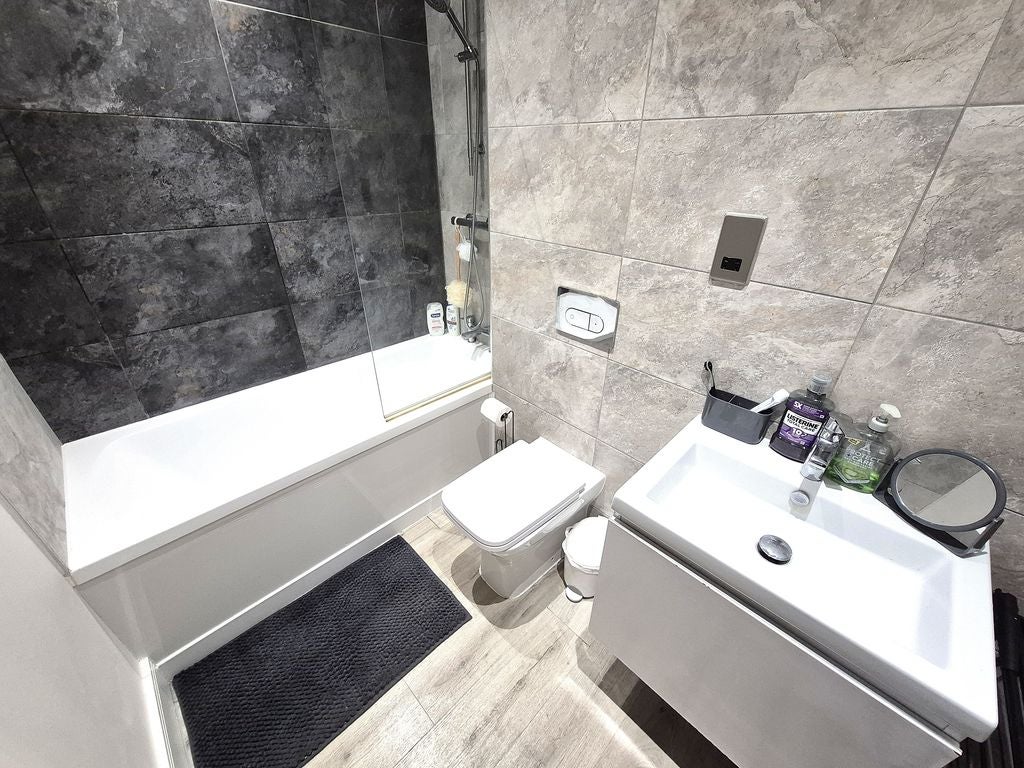 Flat Hagley Road in Birmingham