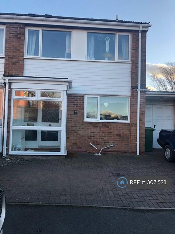 House Cheswick Close in Redditch