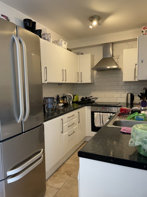 Room Orchid Street in Greater London