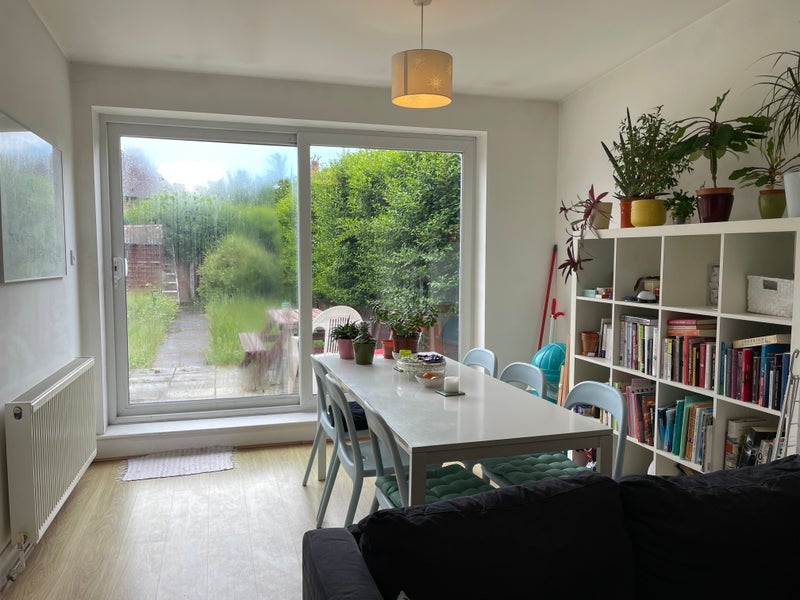 Room Orchid Street in Greater London