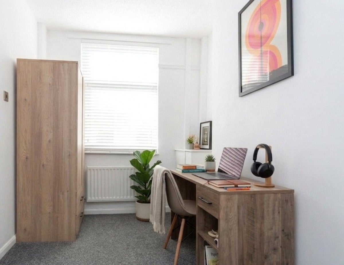Room Heath Street in Newcastle-under-Lyme