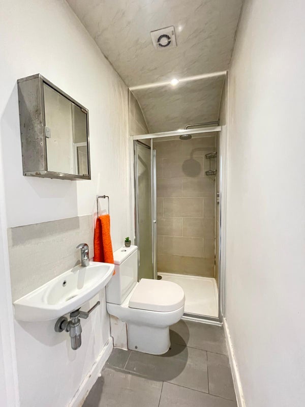 Flat Bloemfontein Road in Greater London