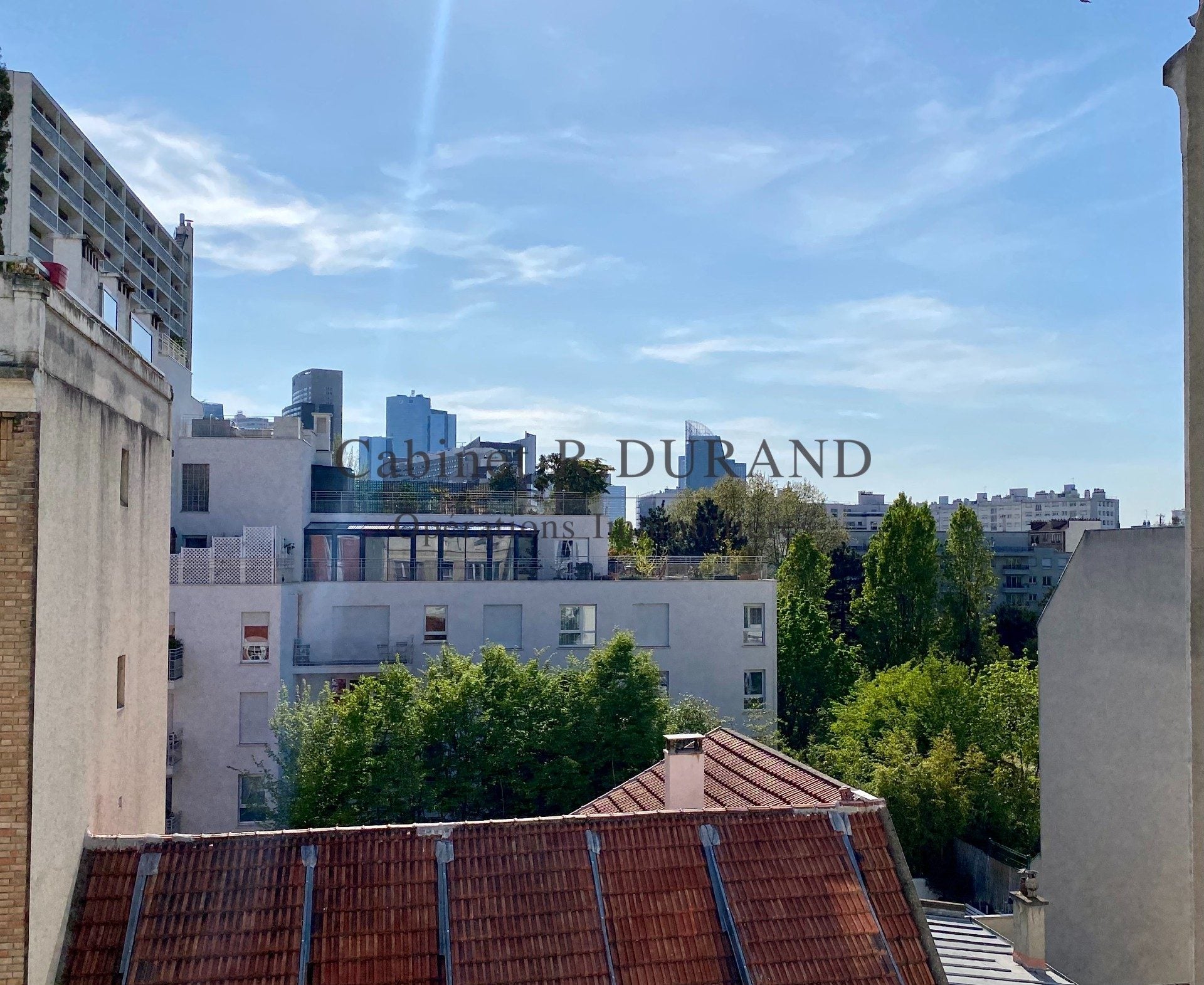 Flat Rue Parmentier in Courbevoie