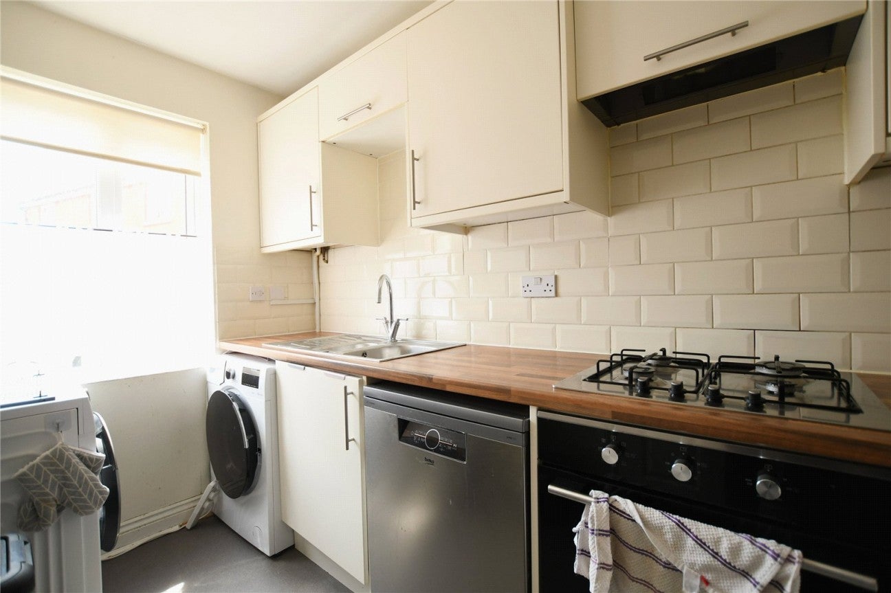 House Hestercombe Close in Weston-super-Mare