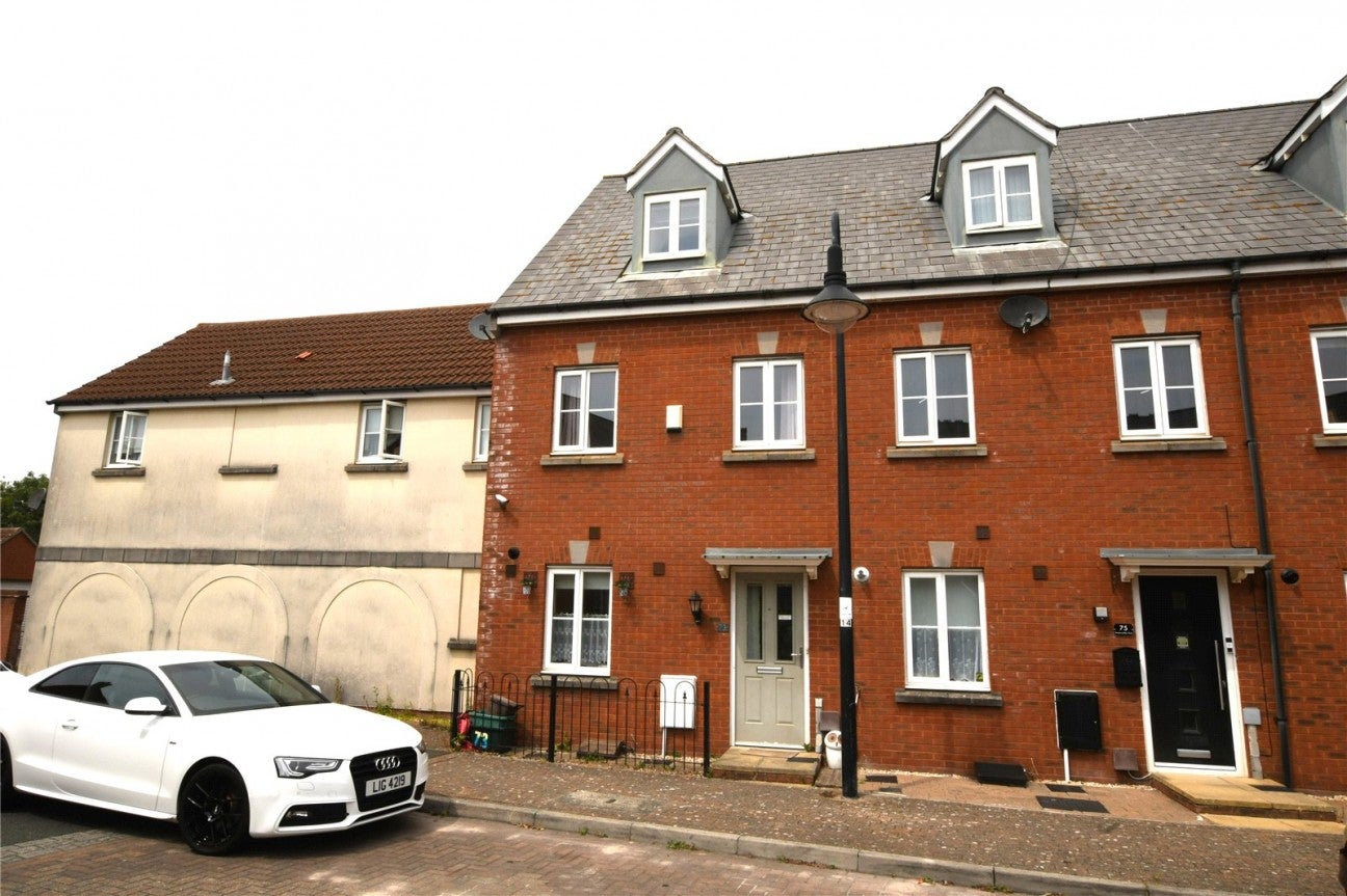 House Hestercombe Close in Weston-super-Mare