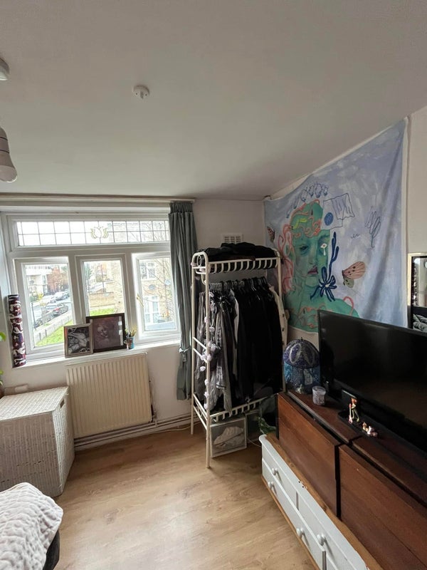 Room Pedro Street in Greater London