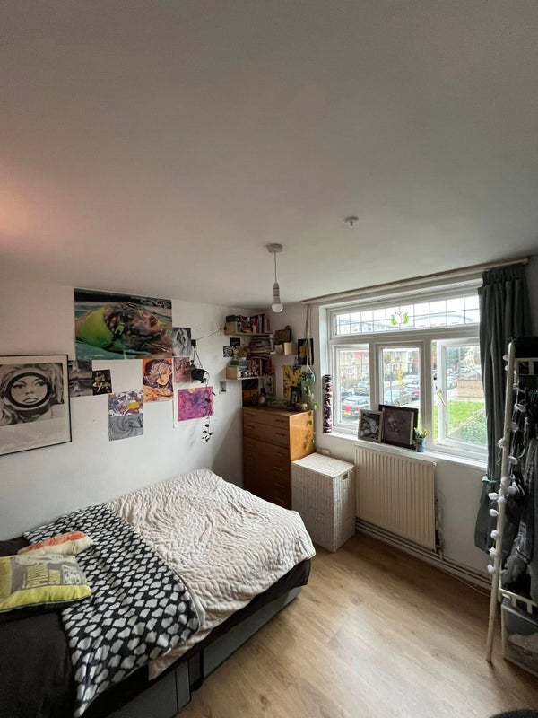 Room Pedro Street in Greater London