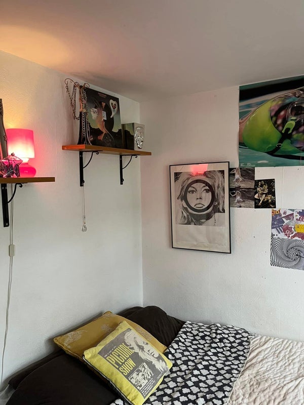 Room Pedro Street in Greater London