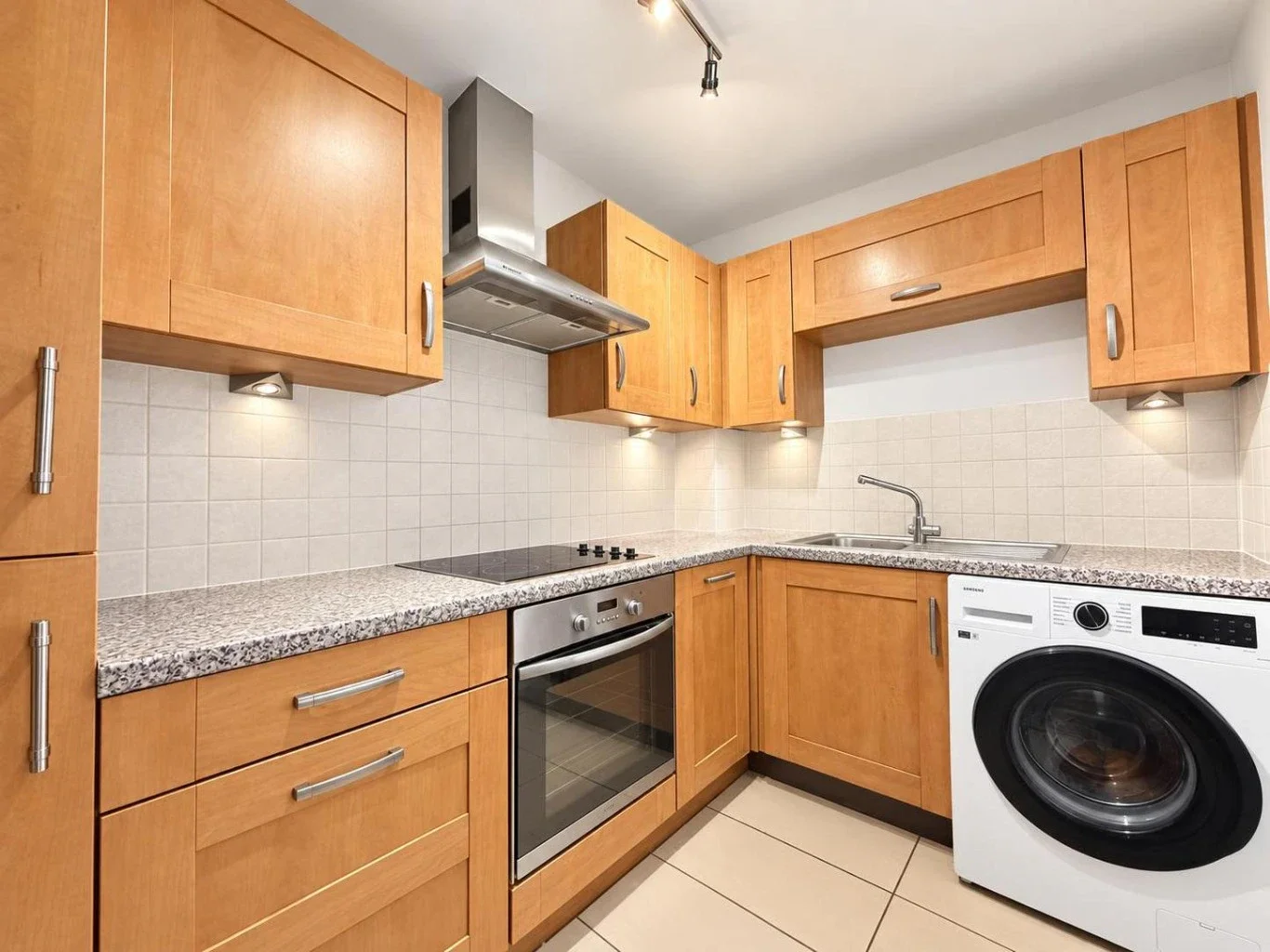 Flat Clifton Gate in Borough of Fylde
