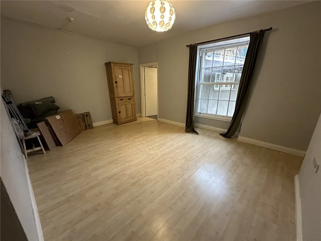 Flat Picton Street in Bristol