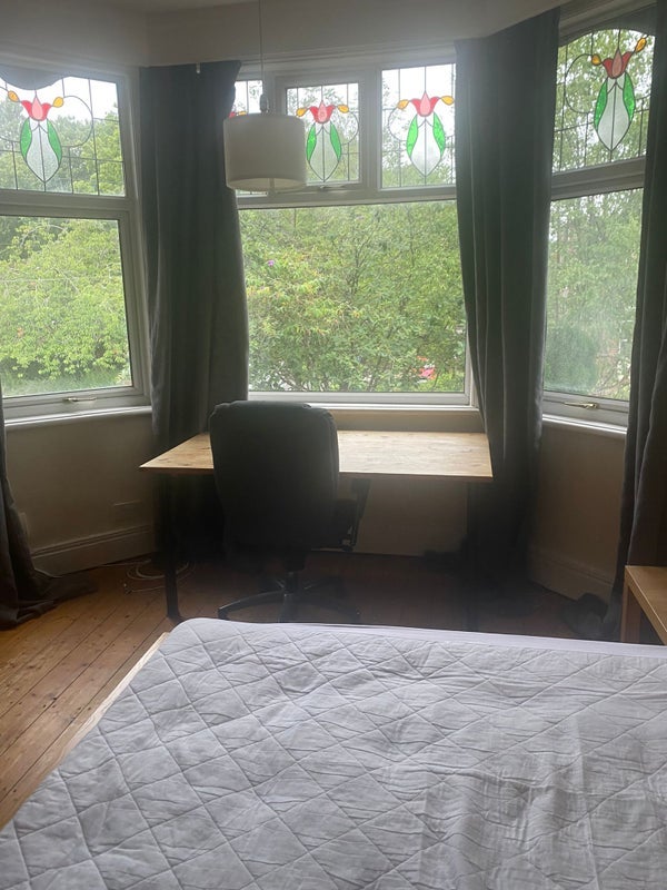 Room Sheringham Road in Manchester