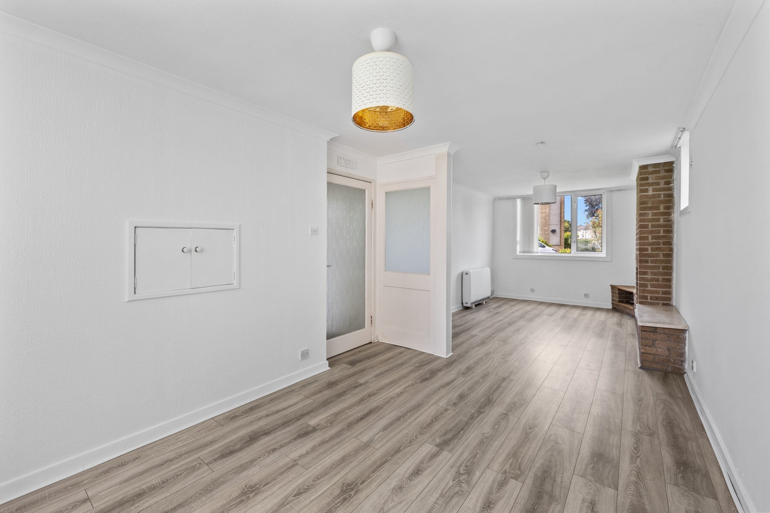 Flat Castleton Crescent in Newton Mearns