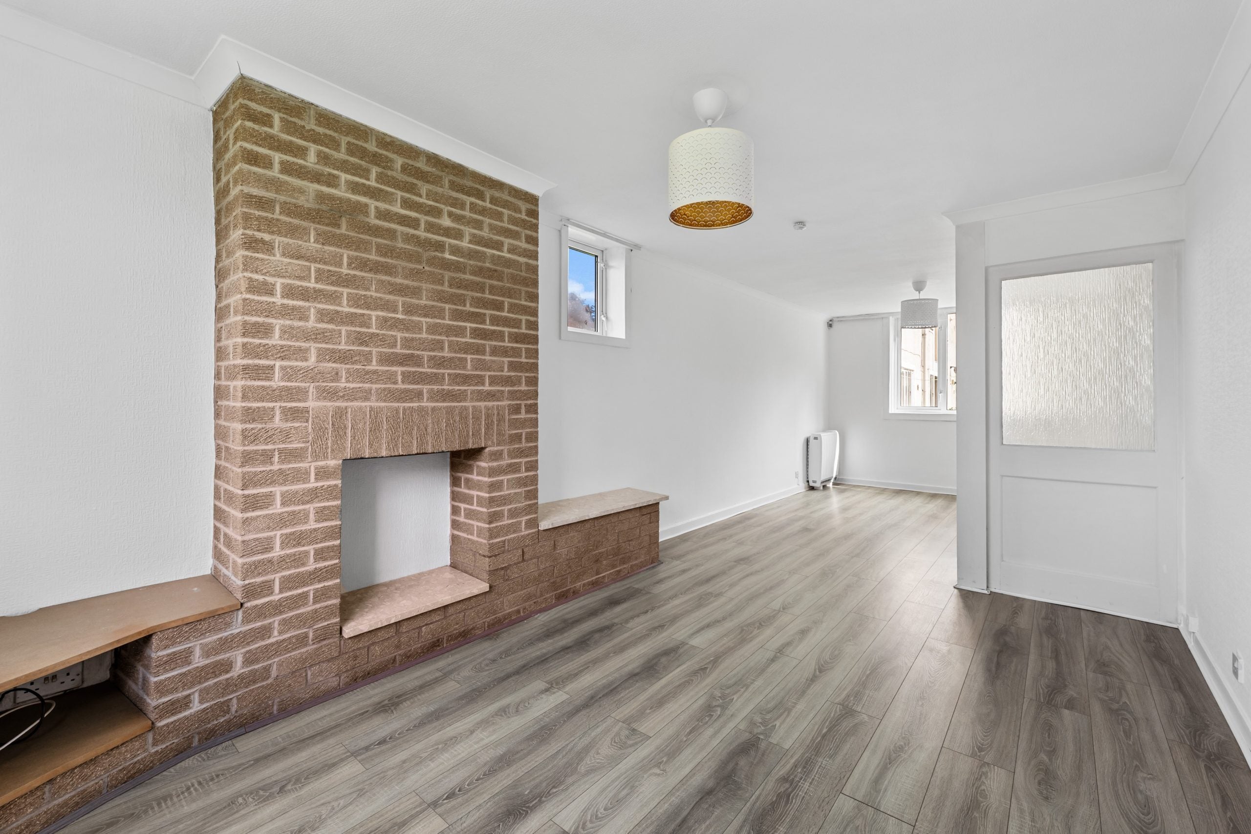 Flat Castleton Crescent in Newton Mearns