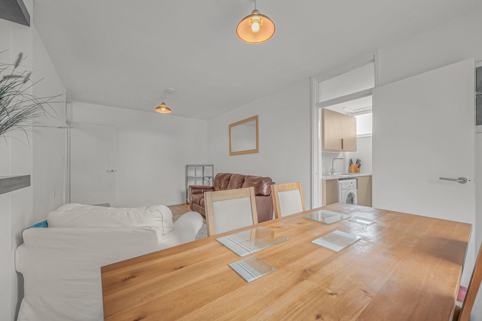 Flat Drury Lane in Greater London