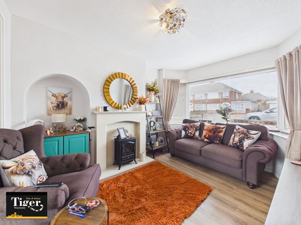 House Briarwood Drive in Bispham