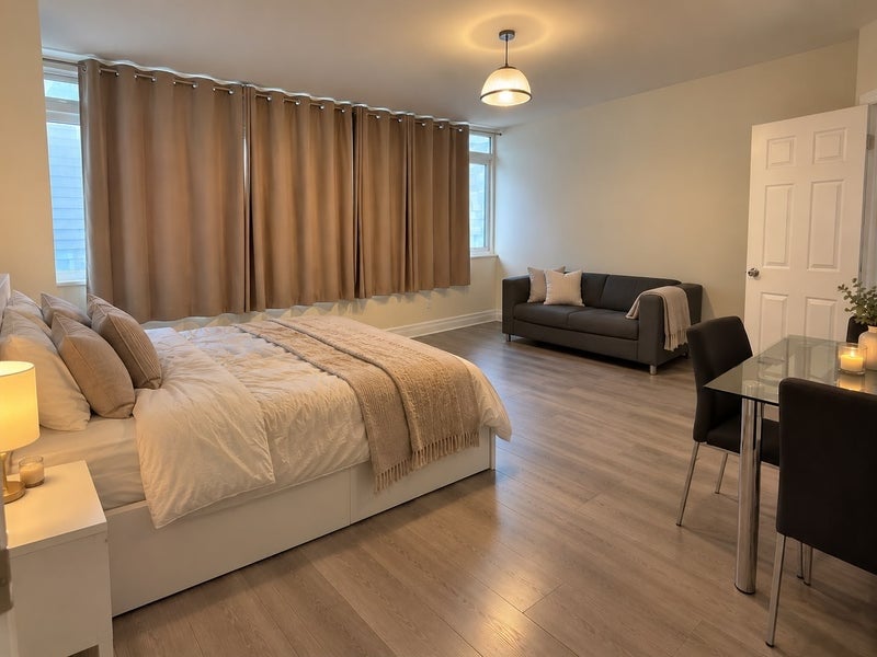 Room Ramsey Street in Greater London