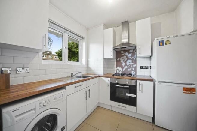 Flat Shaftesbury Street in Greater London