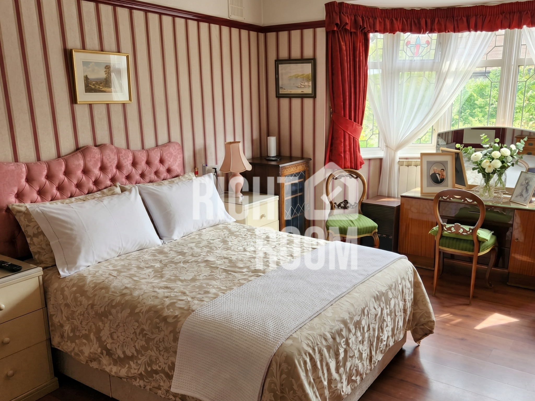 Room Sharon Gardens in Greater London