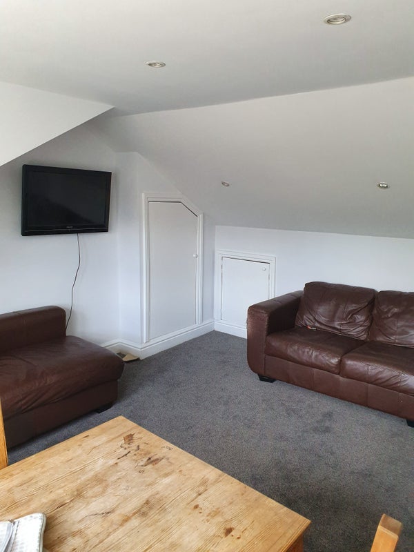 Room Myrdle Street in Greater London