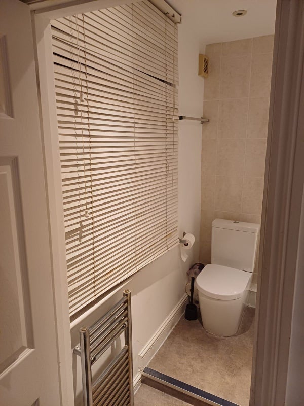 Room Myrdle Street in Greater London
