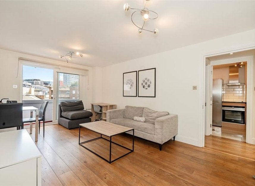 Flat Gresse Street in City of Westminster