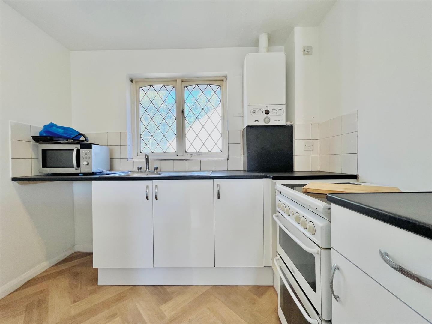Flat Padcroft Road in Greater London